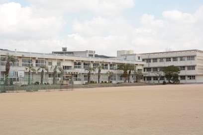 下関市立日新中学校